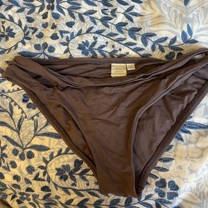 L space bikini bottoms
